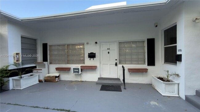 Building Photo - 808 84th St