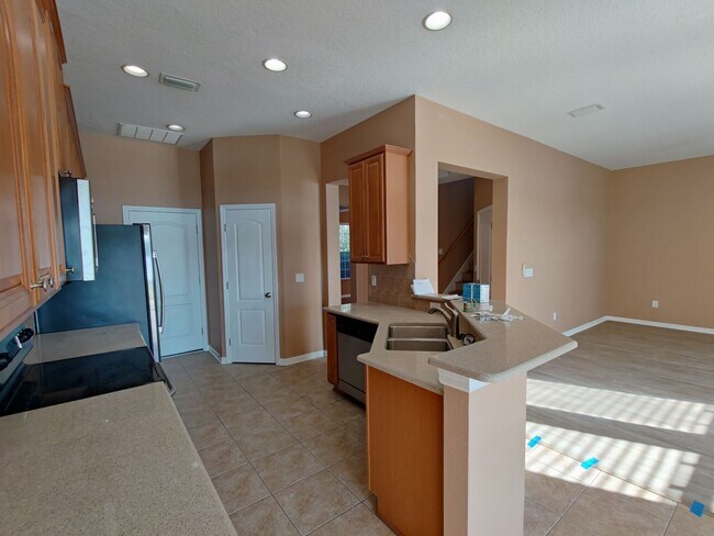 Building Photo - 7801 Seafield Ln