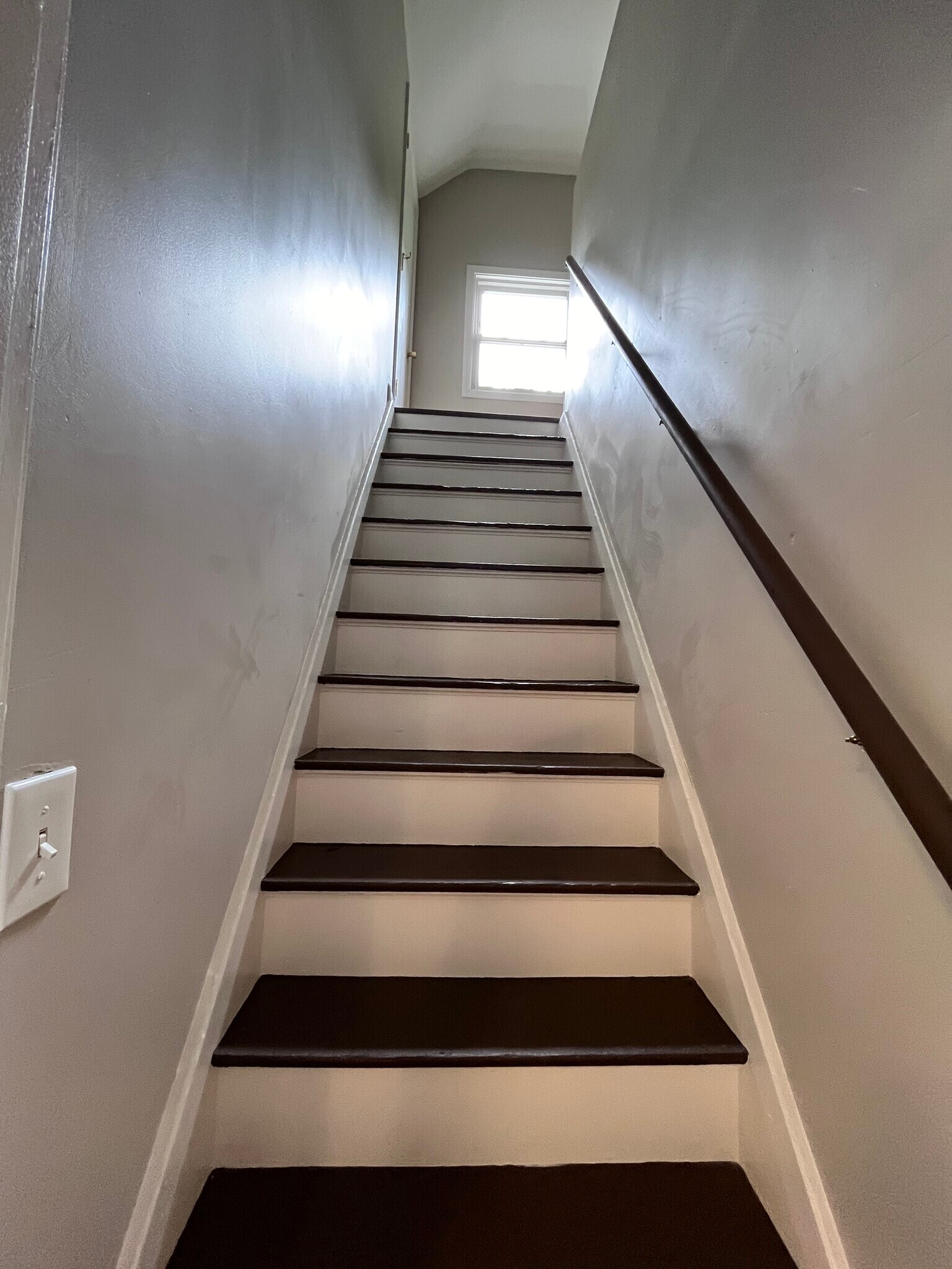 Stairway - 2415 Lindbergh Dr