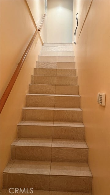 Building Photo - 9516 Lucerne Ave