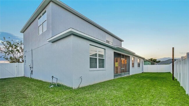 Building Photo - 3833 Siskin Dr