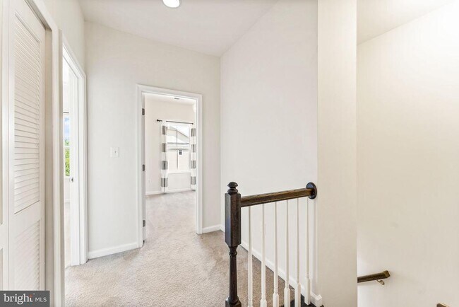 Building Photo - 41715 McMonagle Square