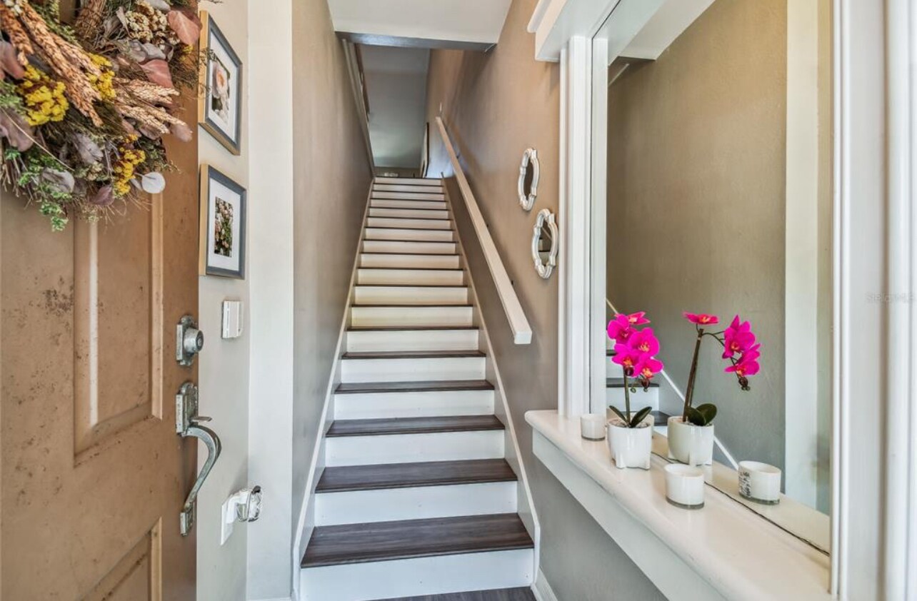 Building Photo - 628 Arbor Lake Ln