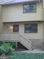 Building Photo - 2504 Glengyle Dr