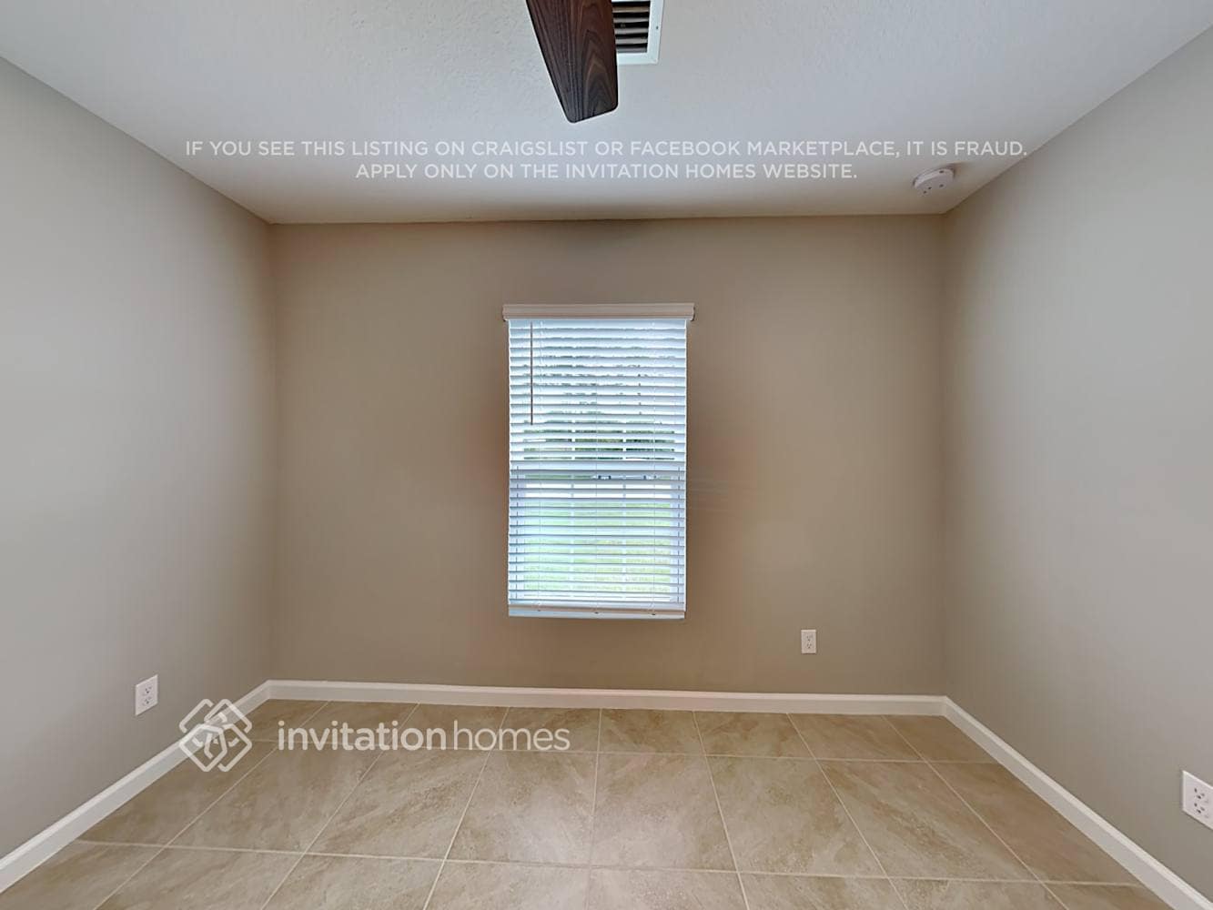 Building Photo - 1081 SW Macao Ave