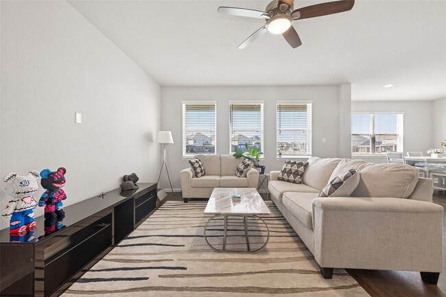 Building Photo - 3815 W Alessano Ln