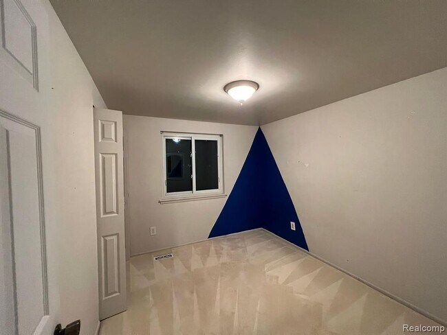 Building Photo - 13858 Arnold Dr