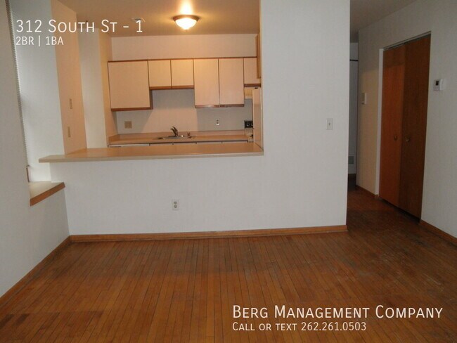 Building Photo - 312 South St