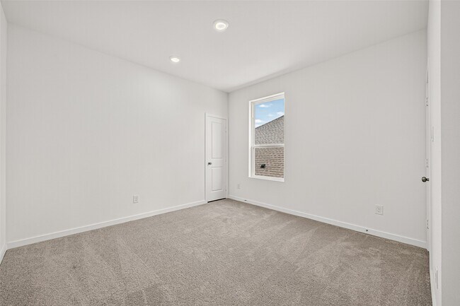 Building Photo - 2419 Hazel Berry St