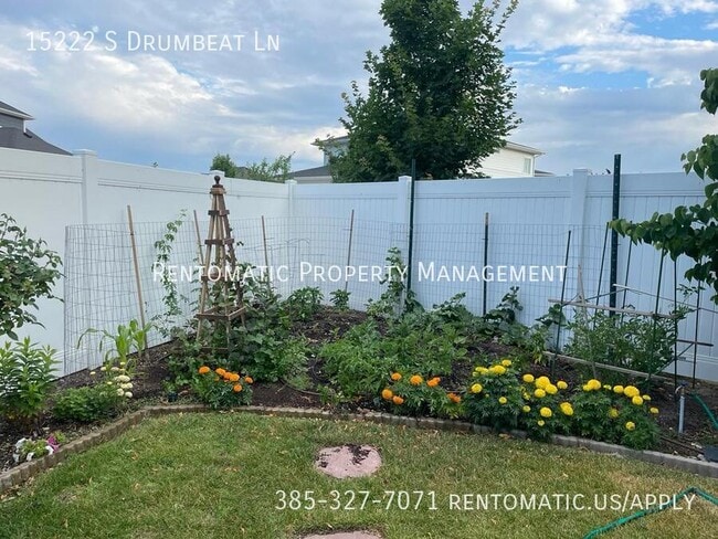 Building Photo - 15222 Drumbeat Ln