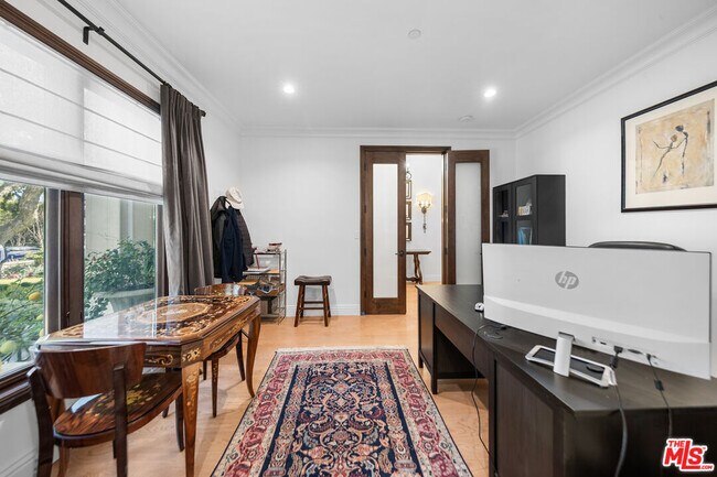 Building Photo - 1148 Centinela Ave