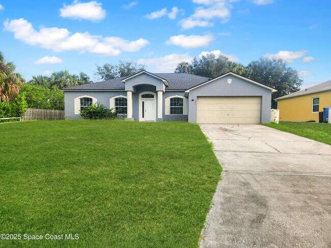 Primary Photo - 271 Lagoon St