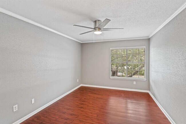 Building Photo - 2350 Bering Dr