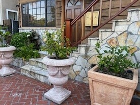 Building Photo - 2501 Ocean Ave