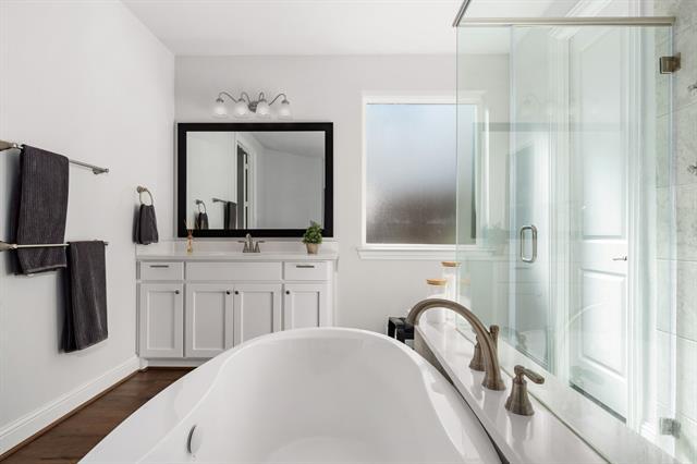 Building Photo - 4602 Lorion Dr