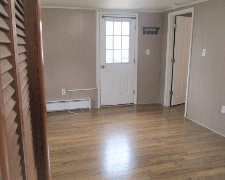Living room from kitchen - 8 Jennings Rd