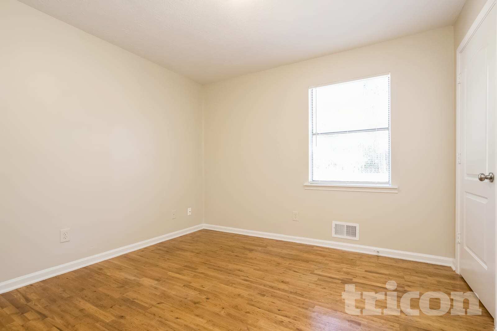 Building Photo - 4063 Tanglewood Rd