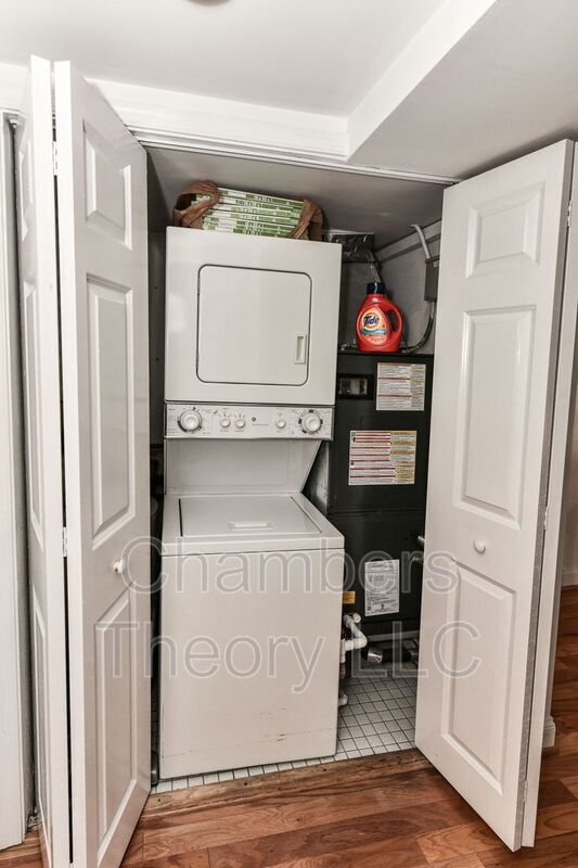 Building Photo - 2630 Adams Mill Rd NW