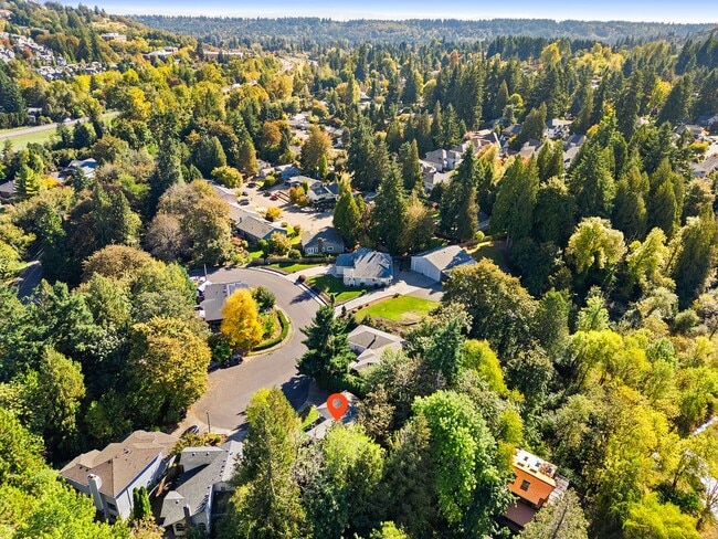 Building Photo - 1107 Meadowview Ct