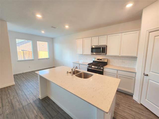 Building Photo - 1202 Smoketree Ln