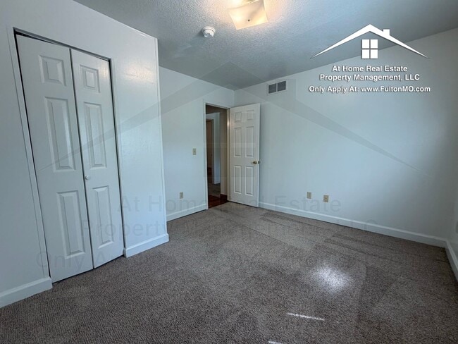 Building Photo - 1514 Monroe St