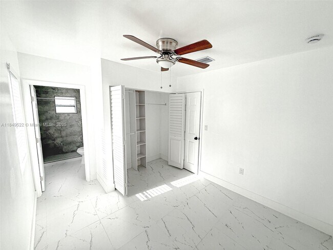 Building Photo - 1064 NW 29th Terrace