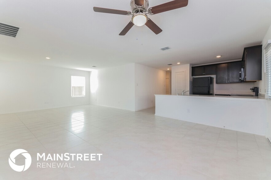 Building Photo - 5816 Rockrose Ln