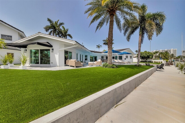 Building Photo - 3108 NE 42nd Ct