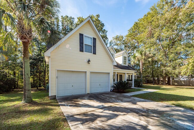 Building Photo - 5 Bedroom 2.5 Bath Home in Indigo Fields -...