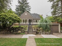 Building Photo - 1417 NE Stanton St