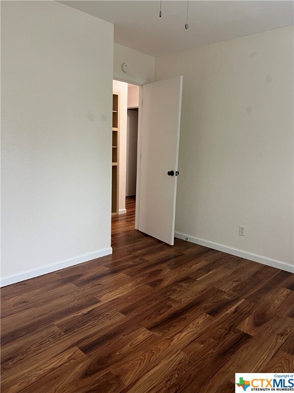 Building Photo - 2216 Cimmaron Dr