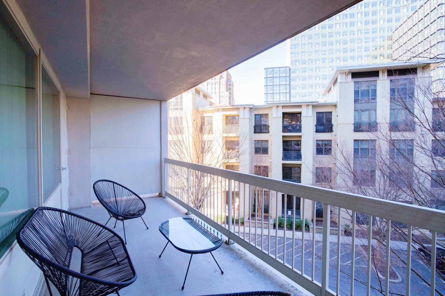 Building Photo - 1600 S Eads St