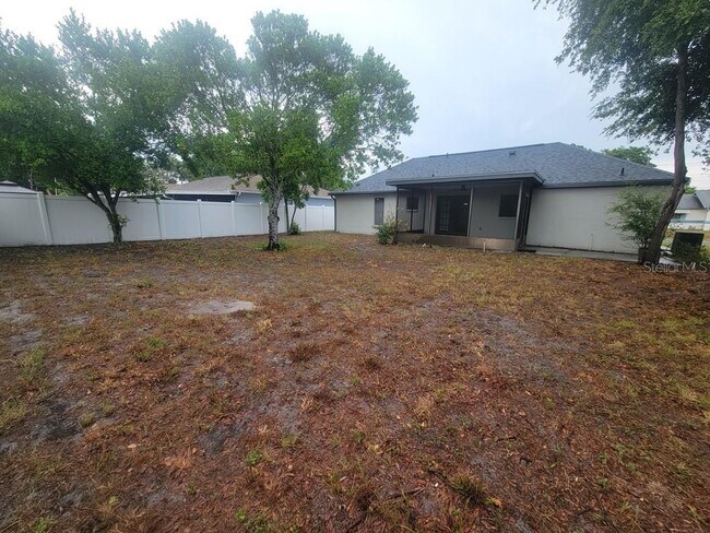 Building Photo - 1305 Calamondin Dr