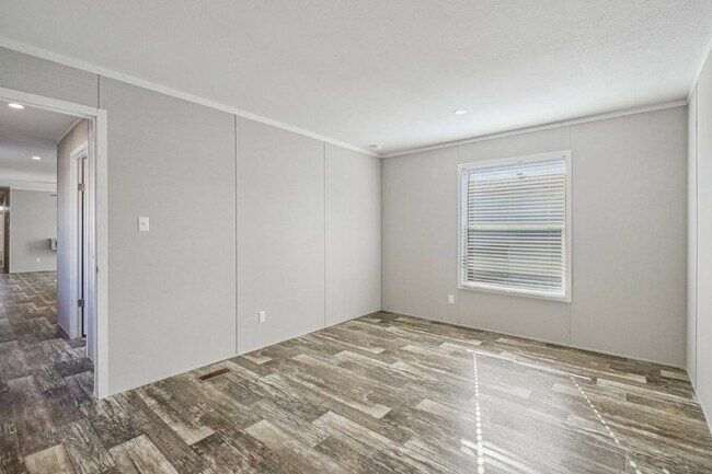 Building Photo - 1616 American Dr