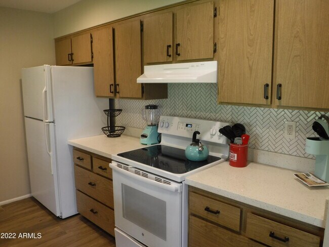 Building Photo - 11029 W Caron Dr