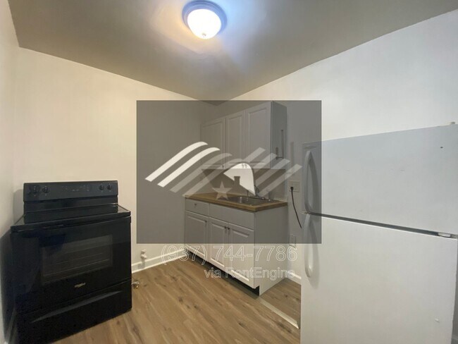 Building Photo - 408 N Wayne St