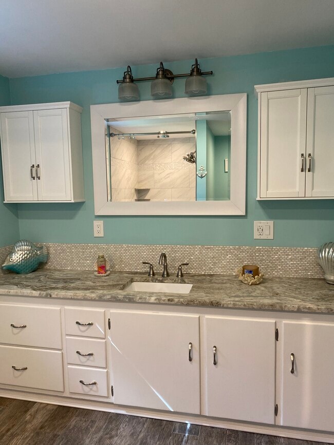 Building Photo - 85 Boone St