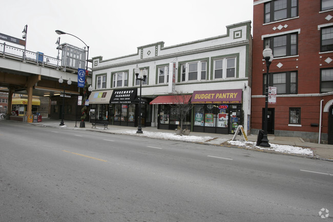 Building Photo - 4635-4639 N Damen Ave