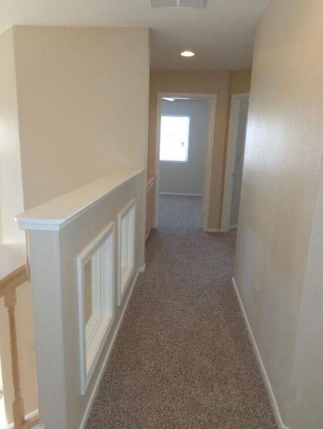 Building Photo - 3200 Fairlands Ct