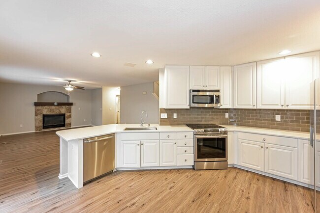 Building Photo - 4727 S Ireland Ct
