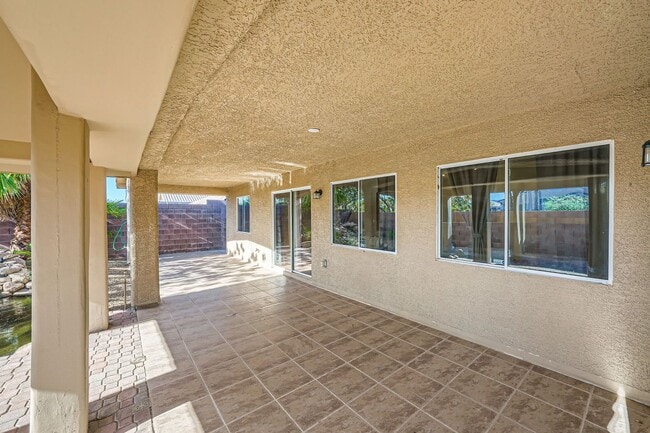 Building Photo - Great Henderson Single Story Home