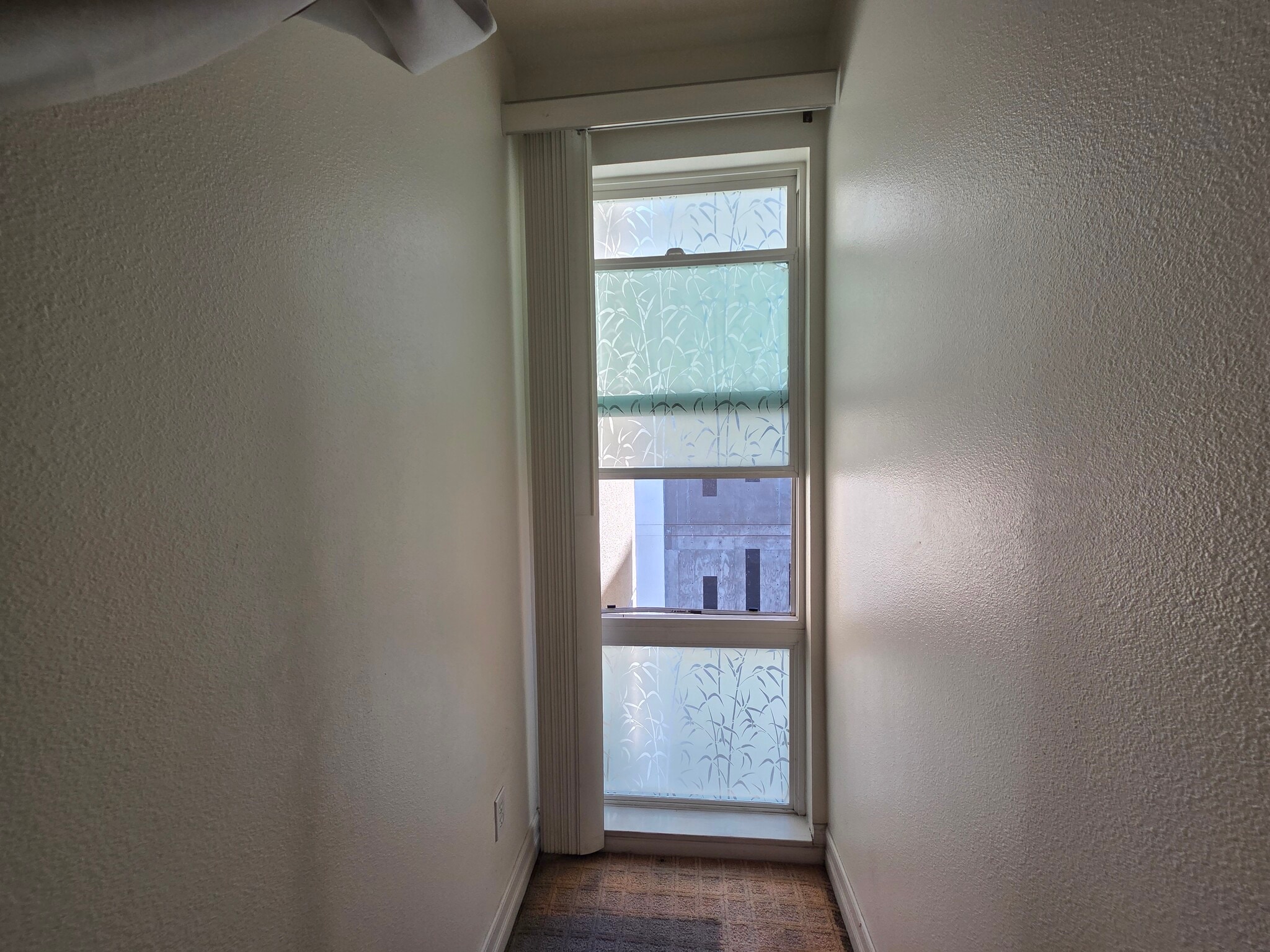 Building Photo - 1225 Island Ave