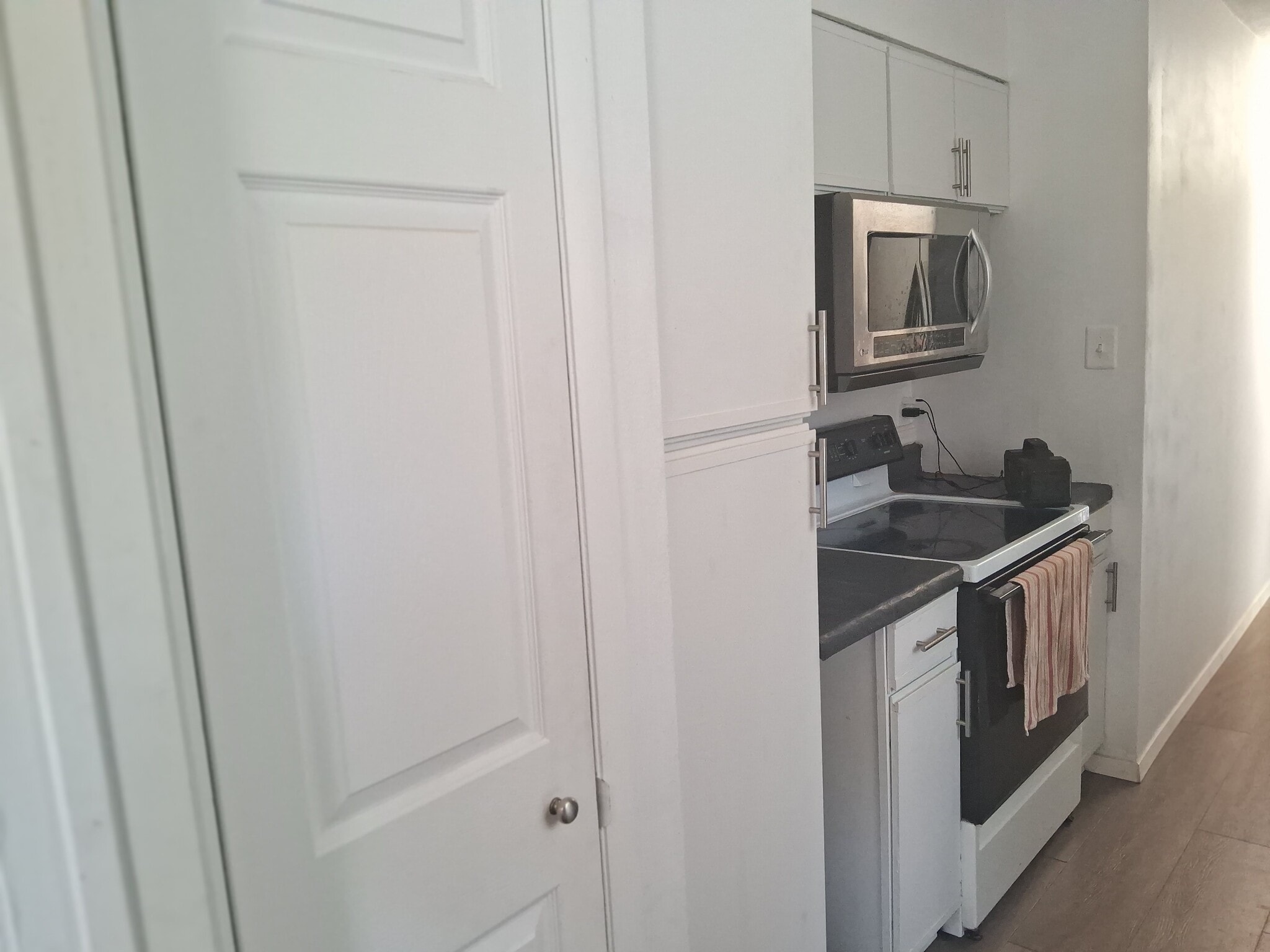 Building Photo - 207 Arnett Dr