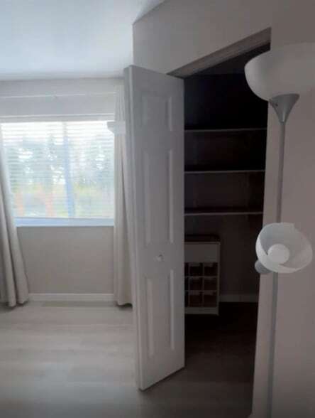 Building Photo - 2223 Pasadena Way