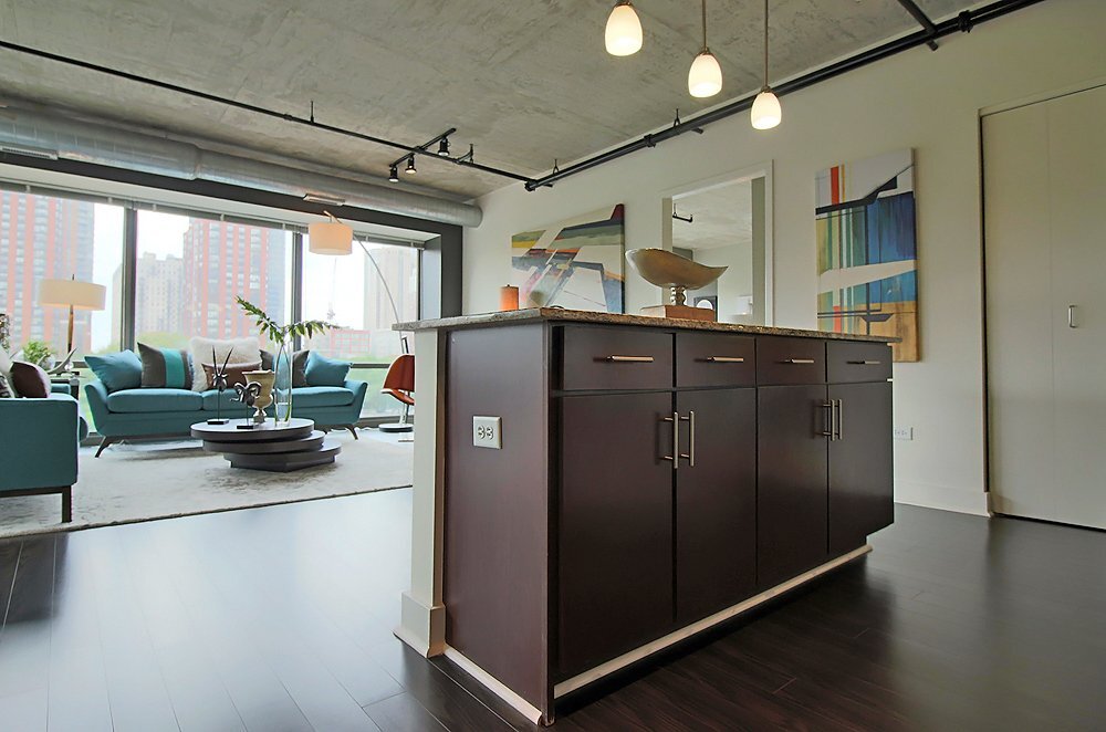 Building Photo - 908 S Clark St