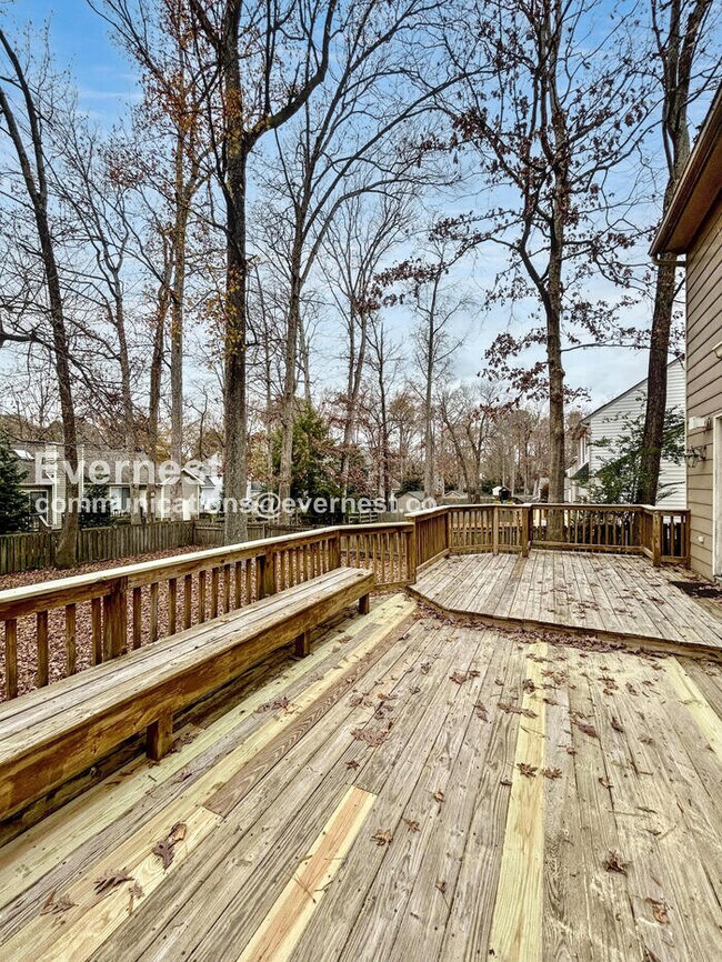 Building Photo - 4524 Fort Mchenry Pkwy