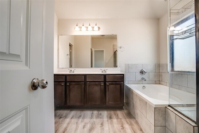 Building Photo - 6507 Catherine Dr