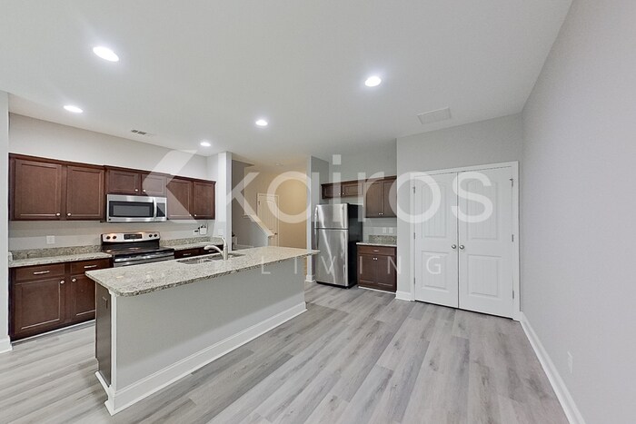 Building Photo - 607 Ferguson Ln
