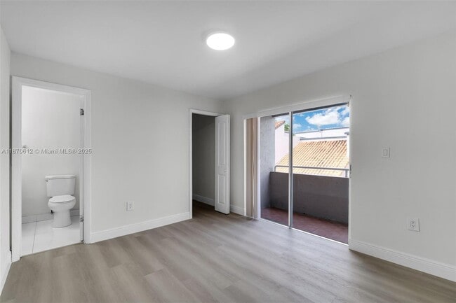 Building Photo - 6514 SW 128th Pl