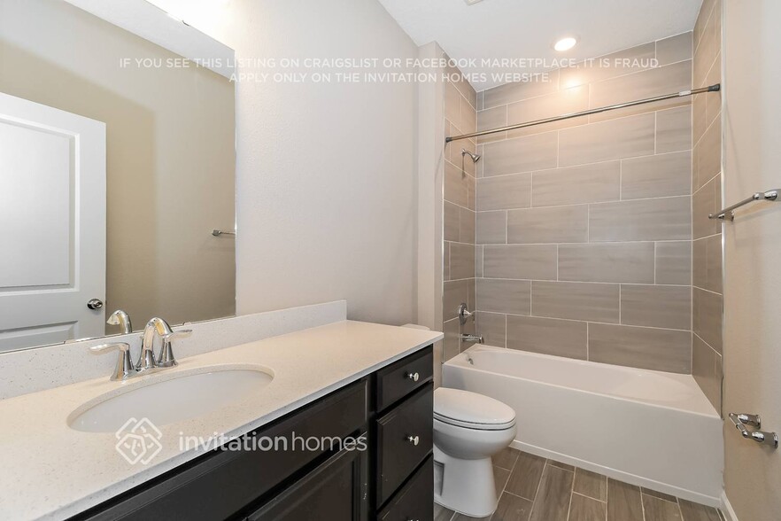Building Photo - 9883 Lemon Balm Wy